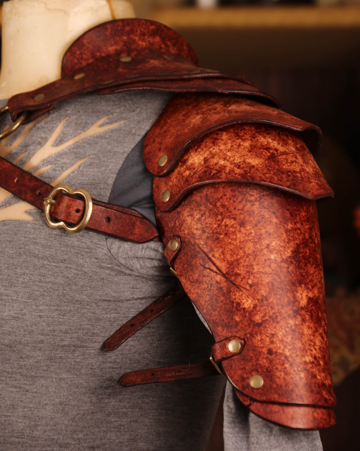 Classic Spaulders / Pauldrons