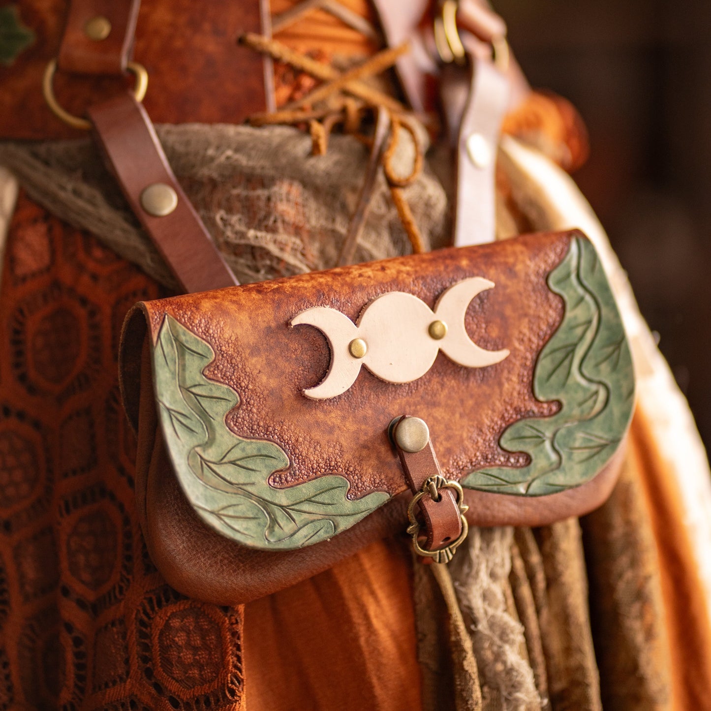 Witch of the Woods Kidney Belt Pouch