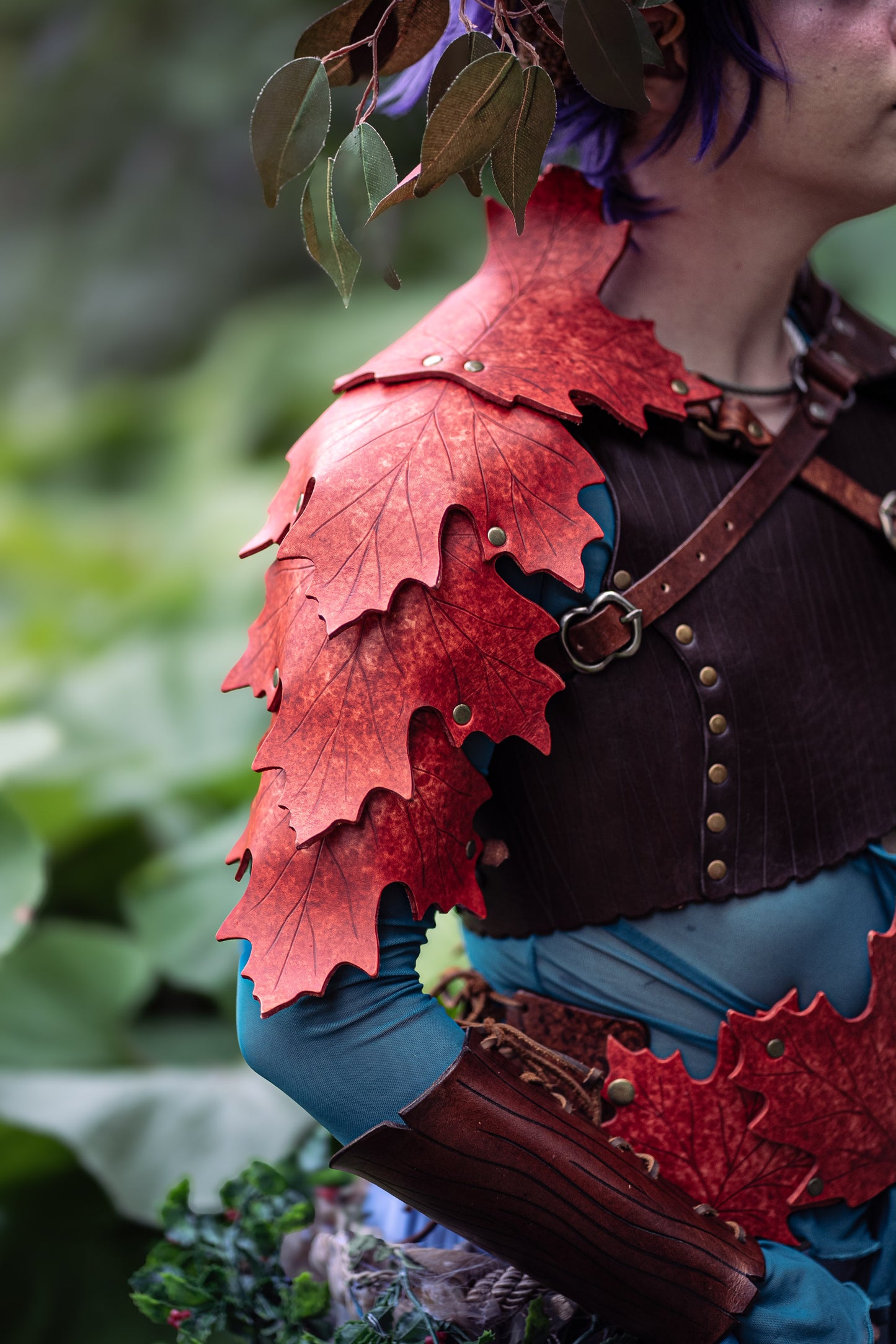 Maple Leaf Shoulder Armour