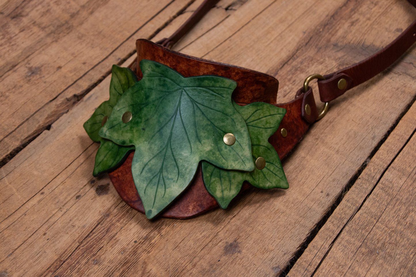 Ivy Leaf Epaulette Shoulder Armor