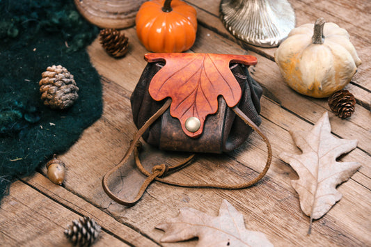 Small Oak Pouch