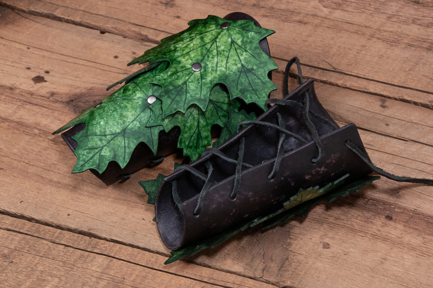 Maple Leaf Bracers Kit