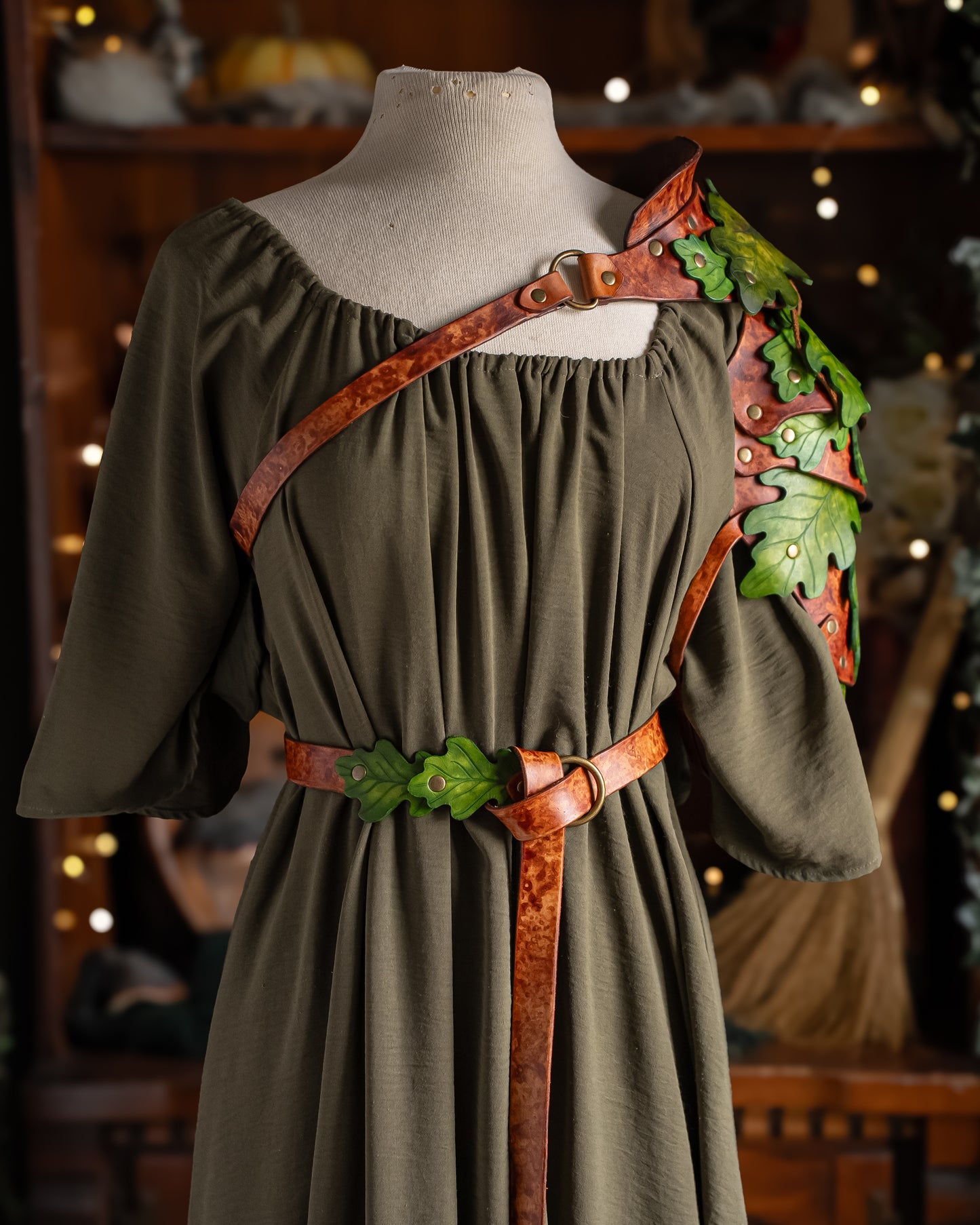 Oak Leaf Ring Belt