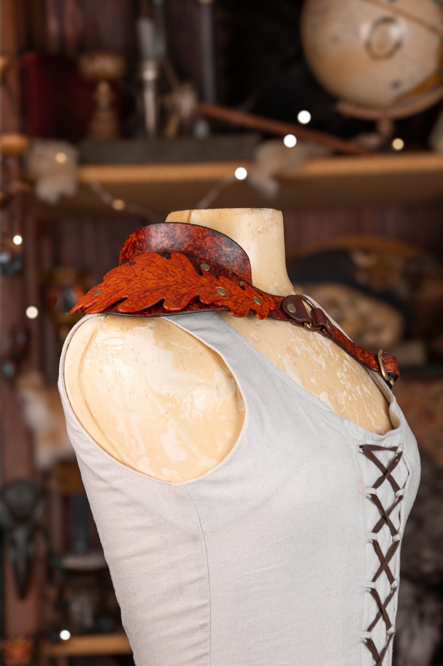 Oak Leaf Epaulette Shoulder Armor