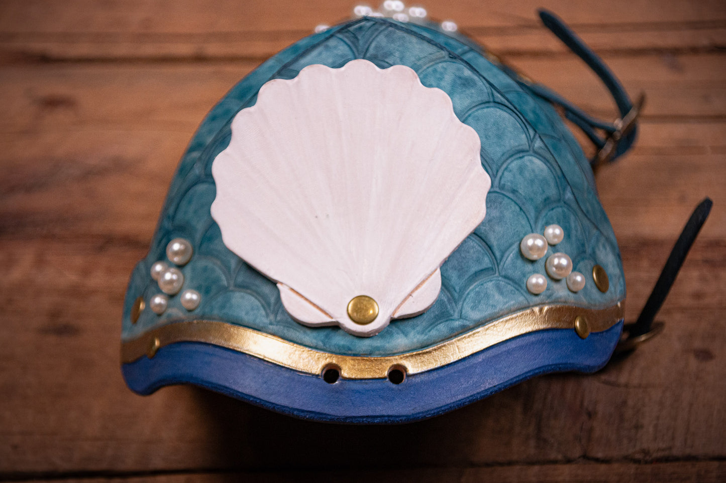 Siren Shell Spaulders / Pauldrons