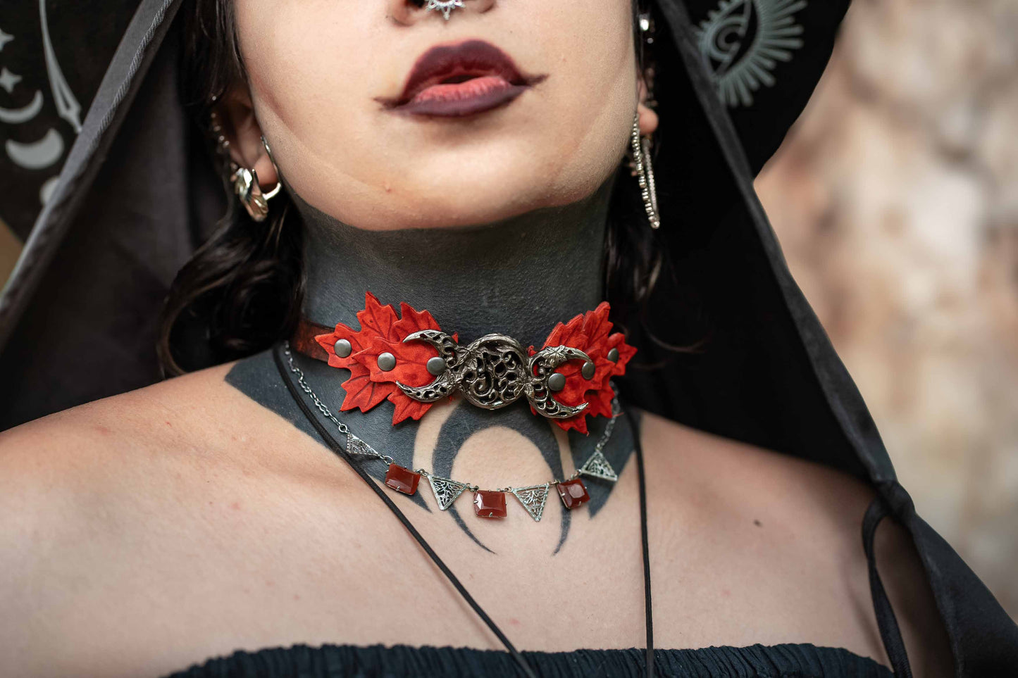 Basic Witch Collar in Maple