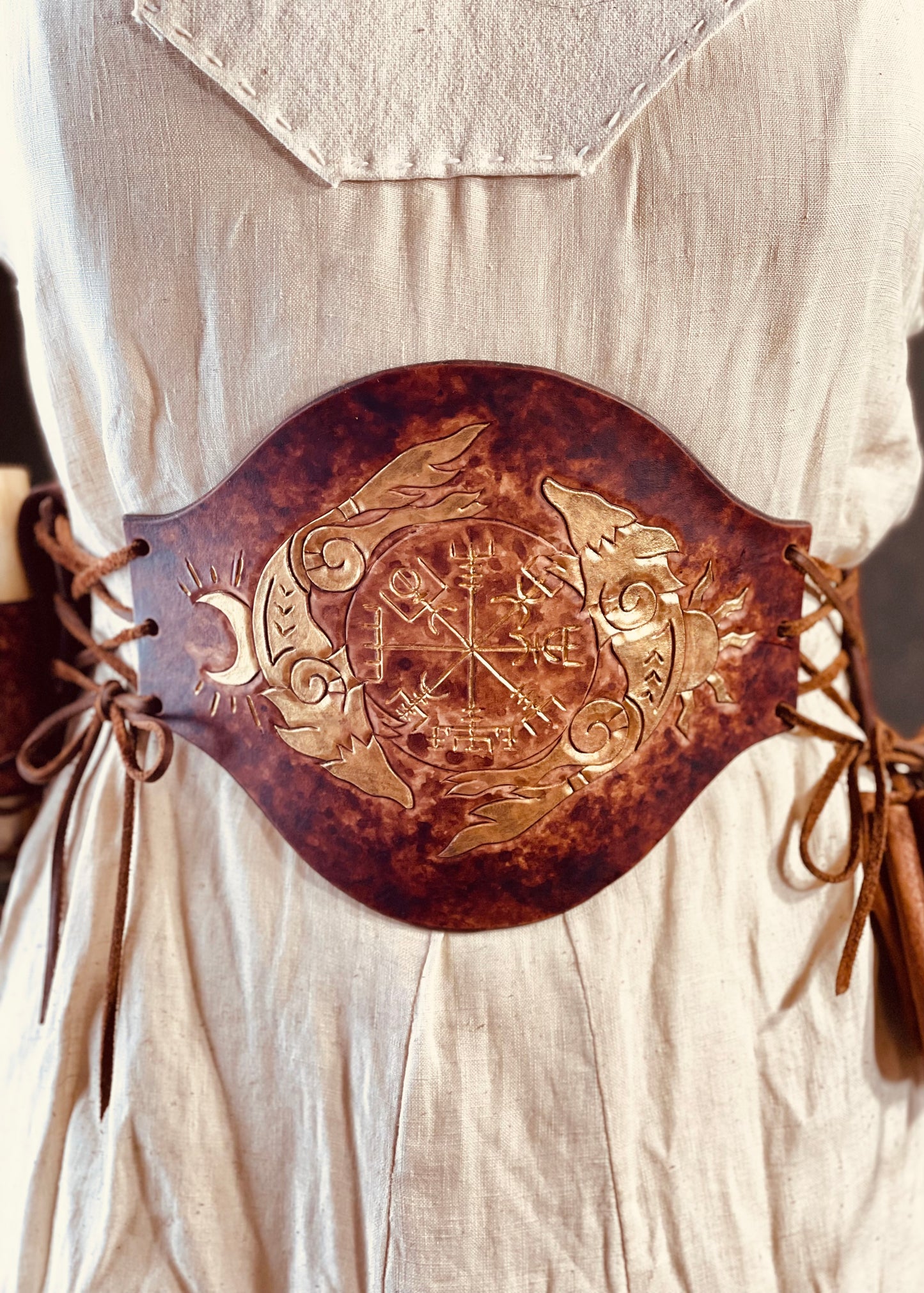 Skoll and Hati Guardian Cincher