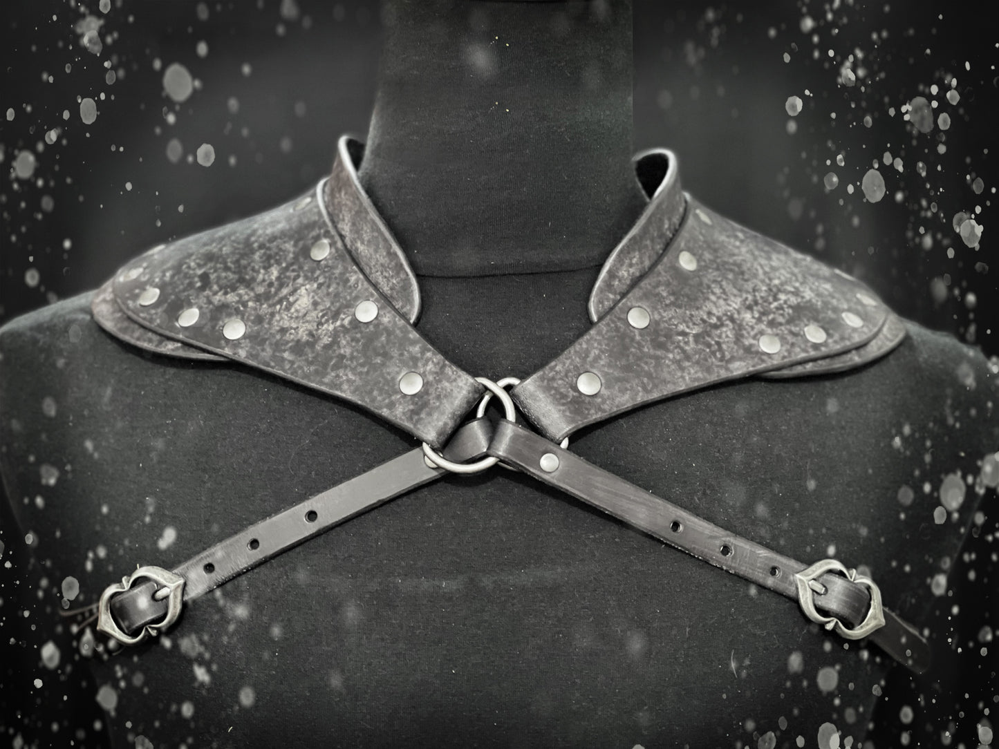 Classic Epaulette Shoulder Armor