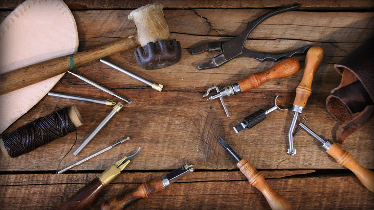The Goblin's Lair: DIY Leathercrafting