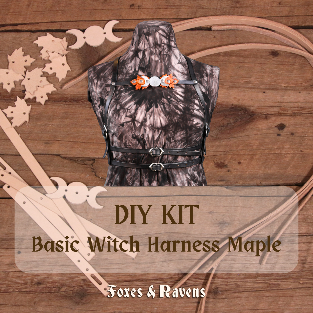 Basic Witch Harness in Maple Kit