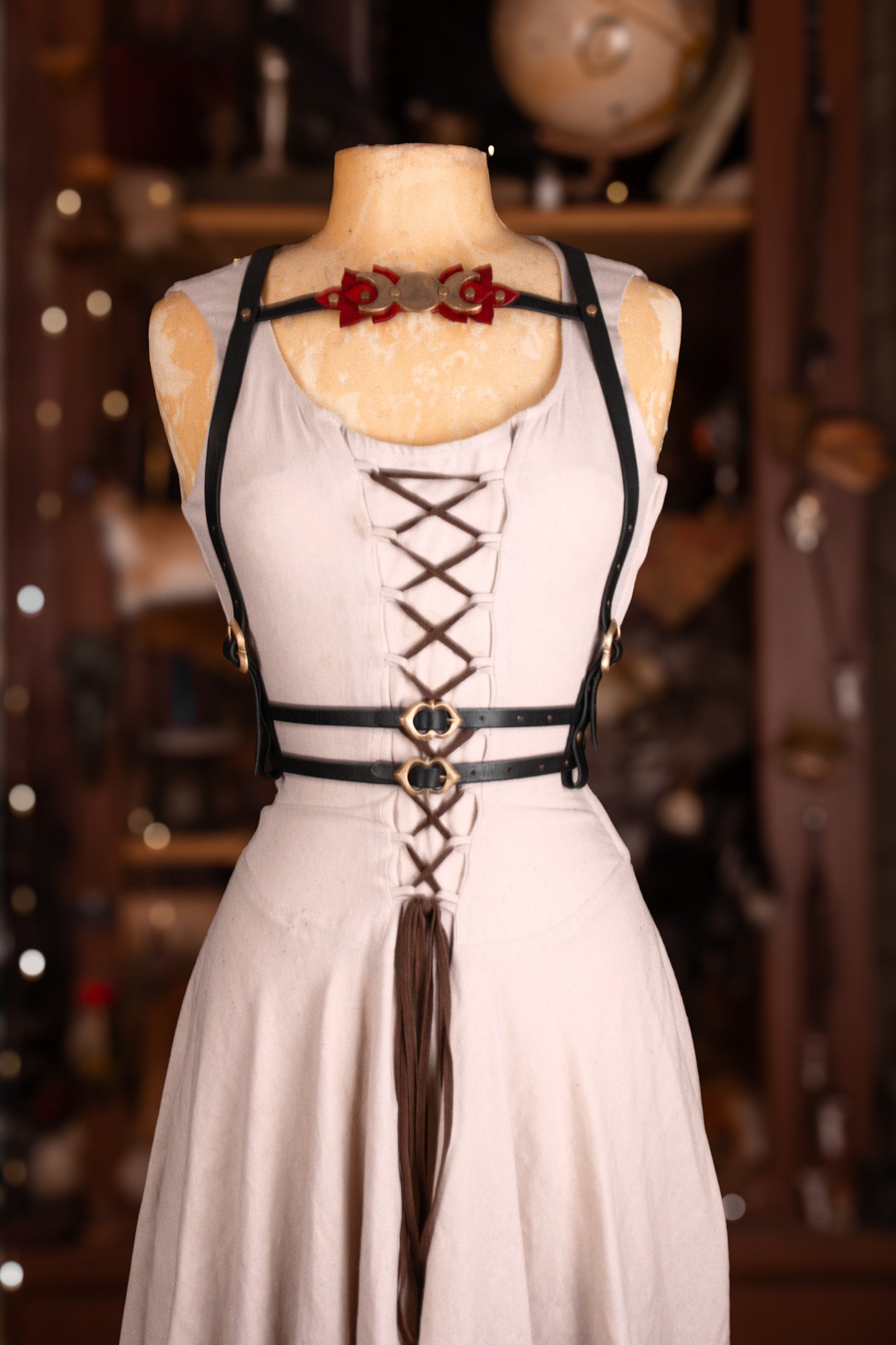 Basic Witch Harness in Ivy