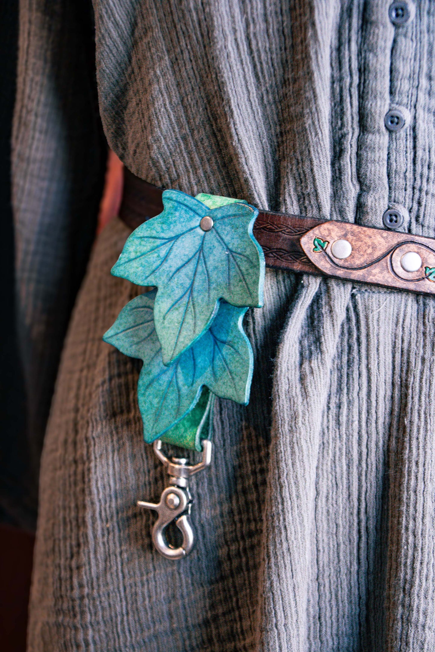 Ivy Leaf Belt Clip