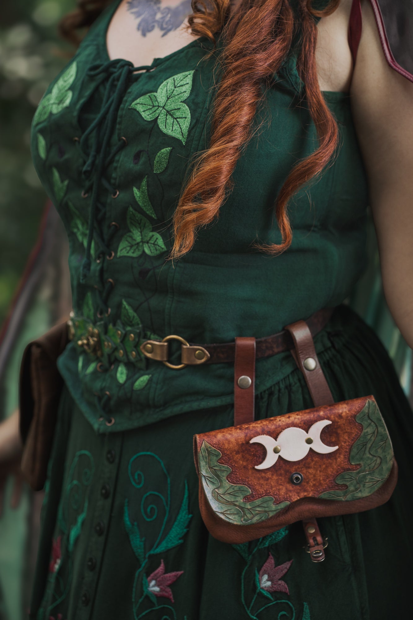 Witch of the Woods Kidney Belt Pouch