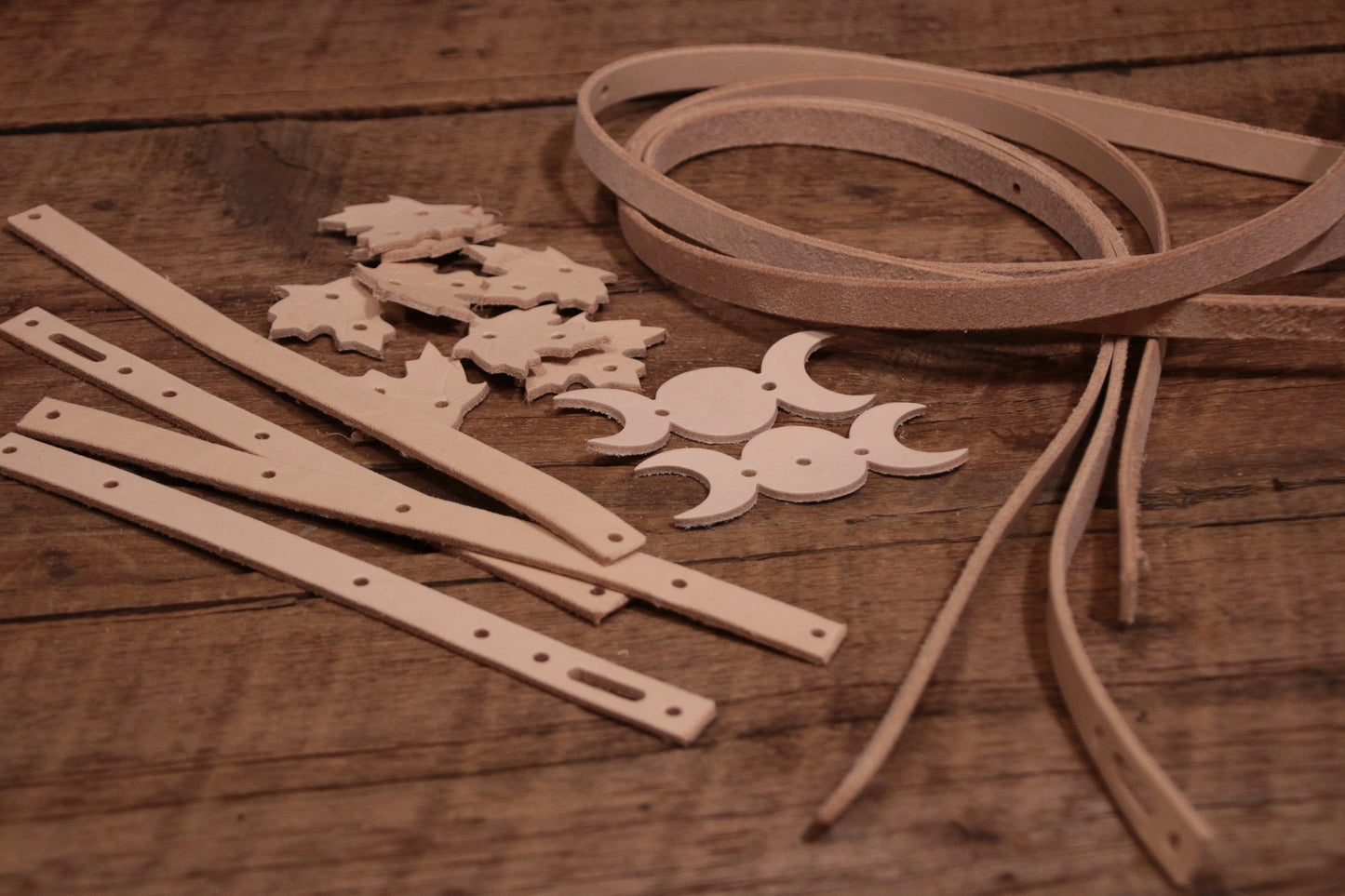 Basic Witch Harness in Maple Kit