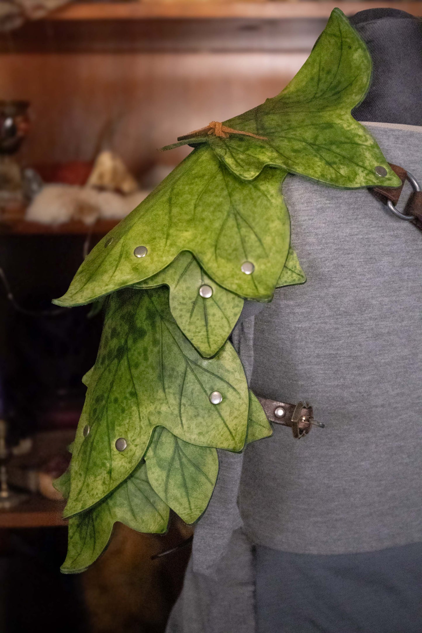 Ivy Leaf Warrior Pauldron