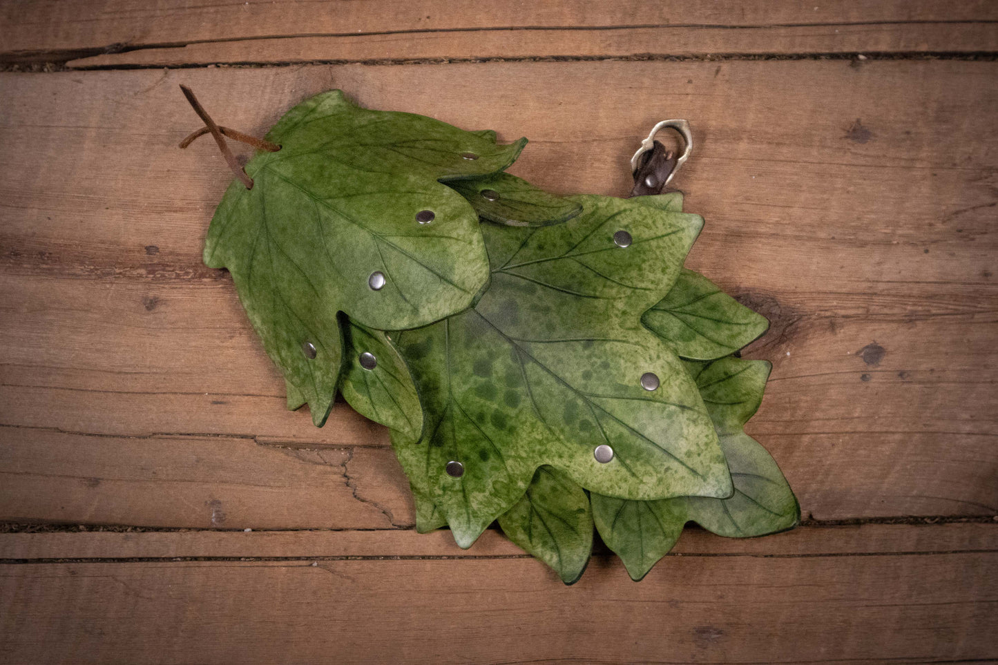 Ivy Leaf Warrior Pauldron