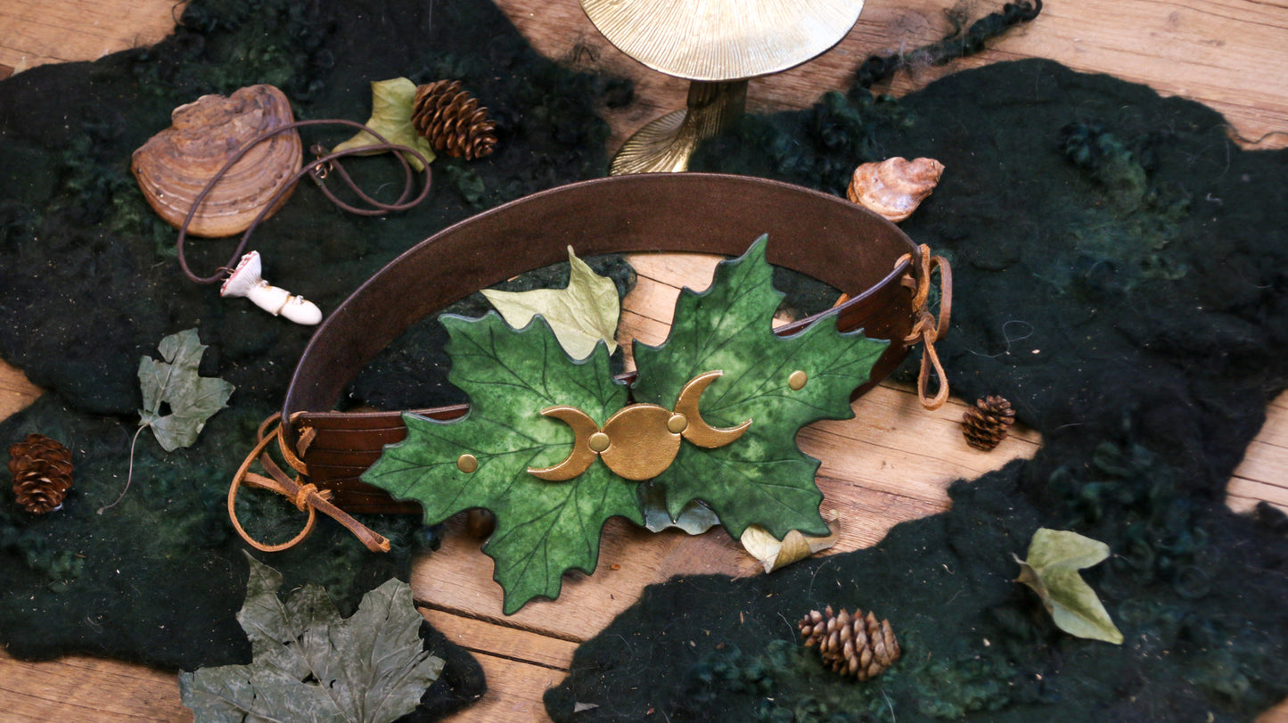 Lunar Leaf Cincher in Maple Kit