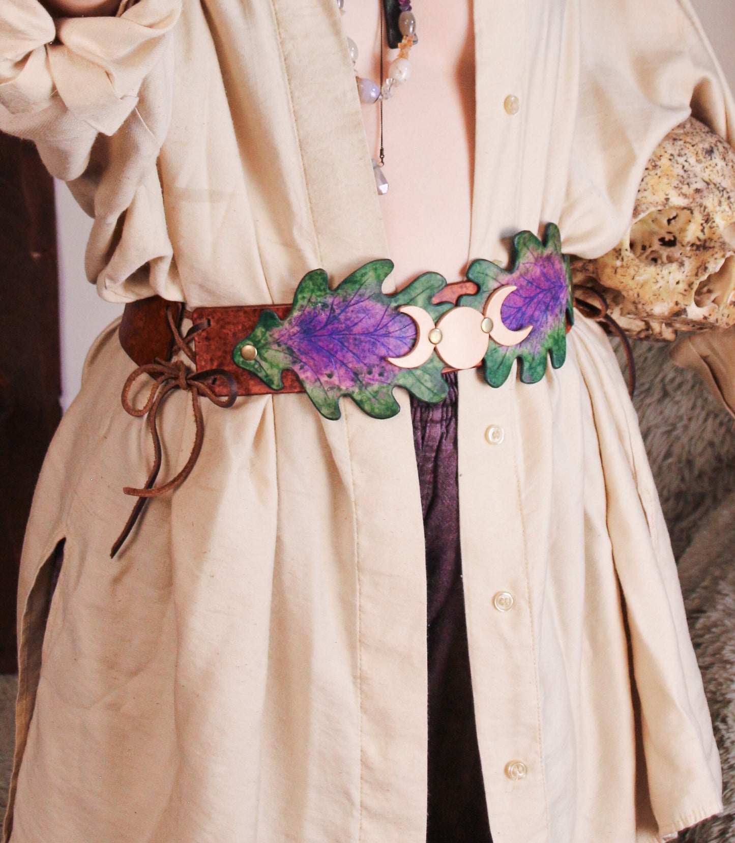 Lunar Leaf Cincher in Oak Kit