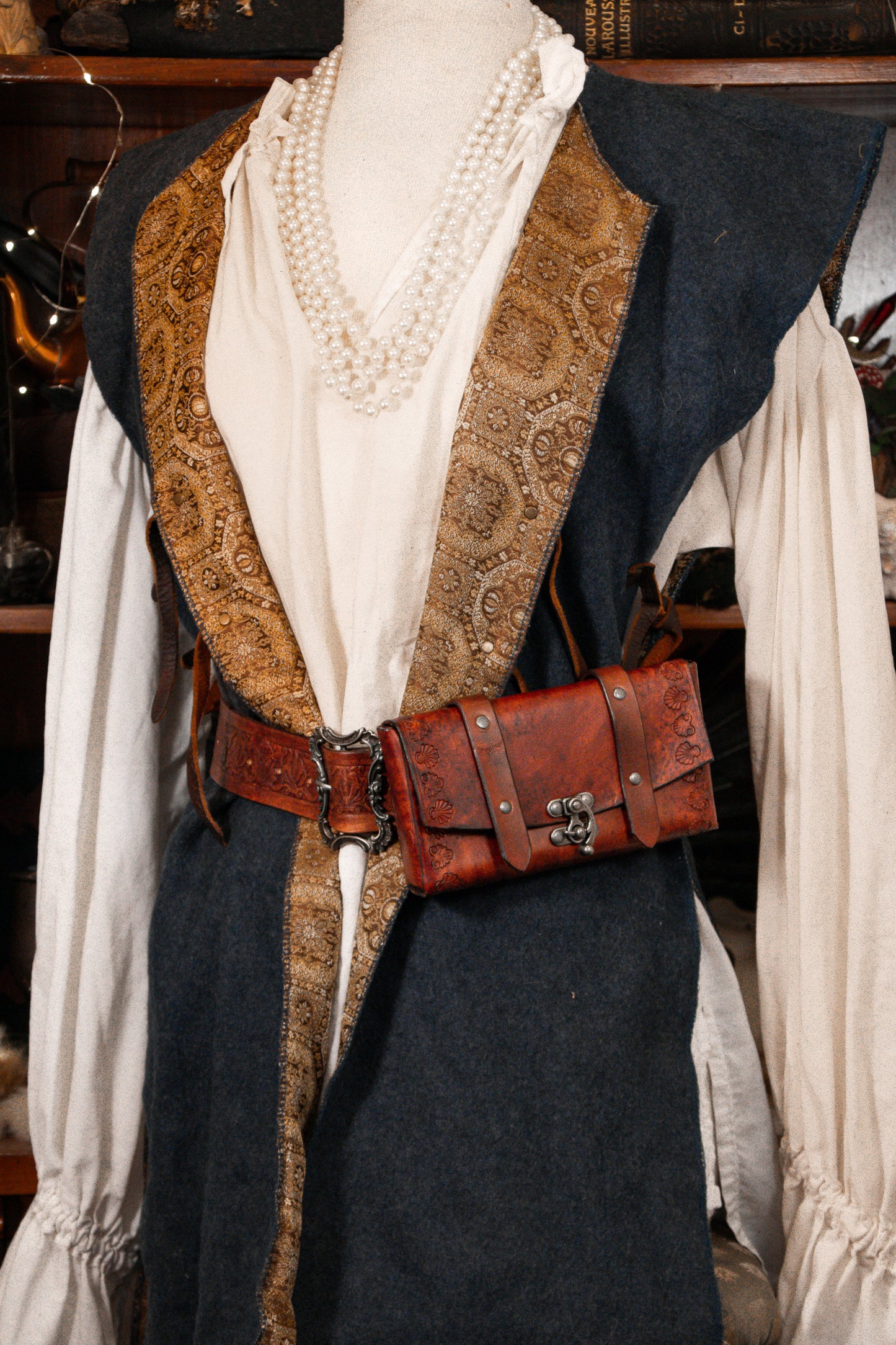Swashbuckler Pouch for Belts and Bandoliers