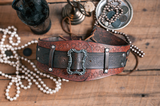 Swashbuckler Cincher