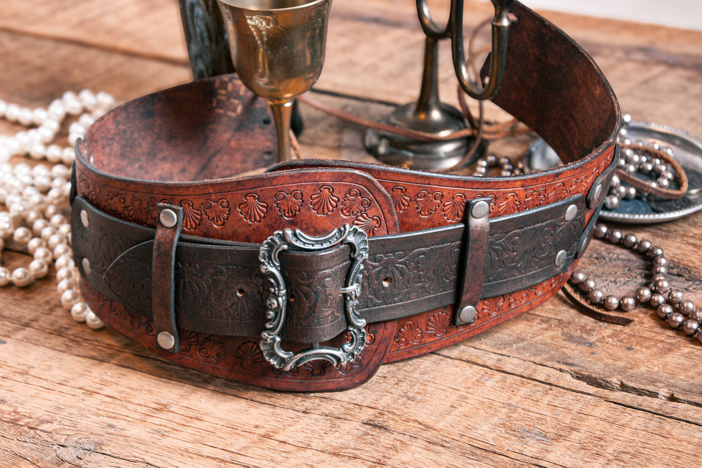 Swashbuckler Cincher