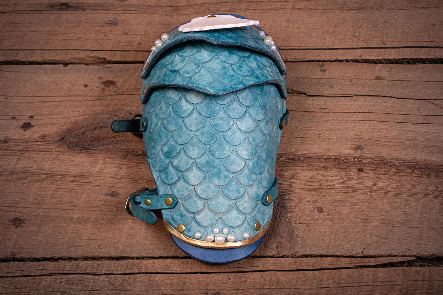 Siren Shell Spaulders / Pauldrons