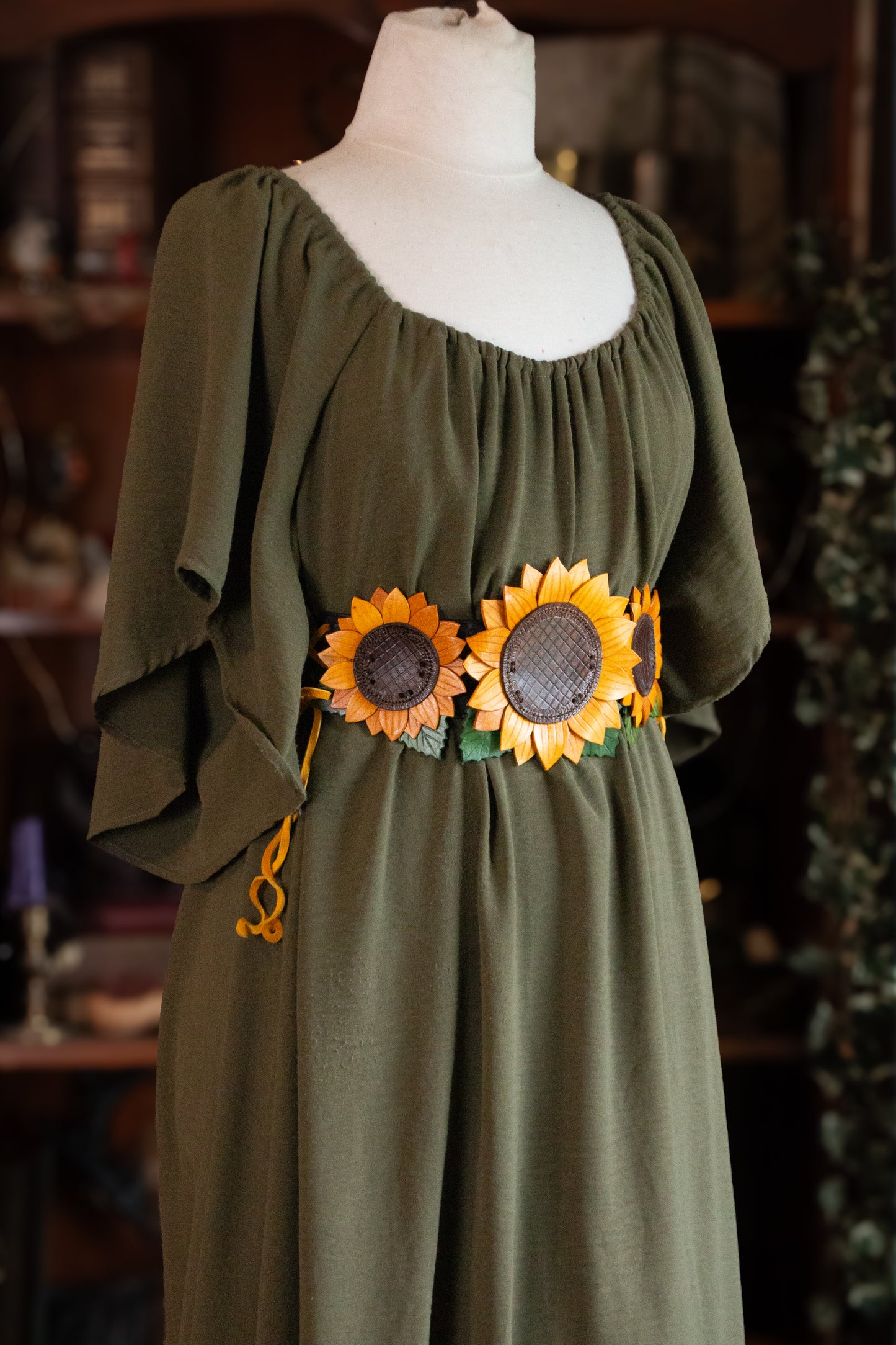 Sunflower Cincher