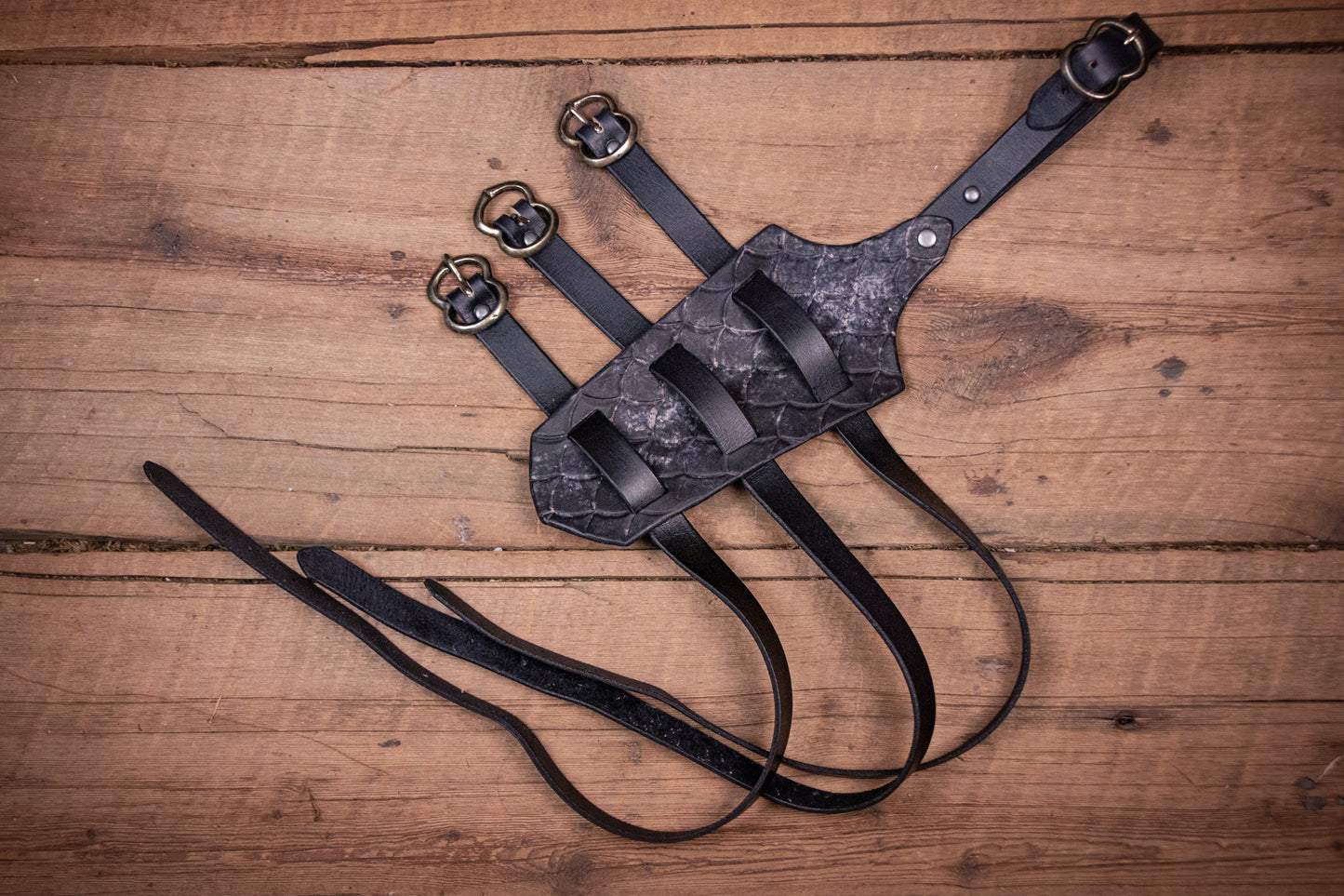 Dragon Highwing Dagger Leg Sheath