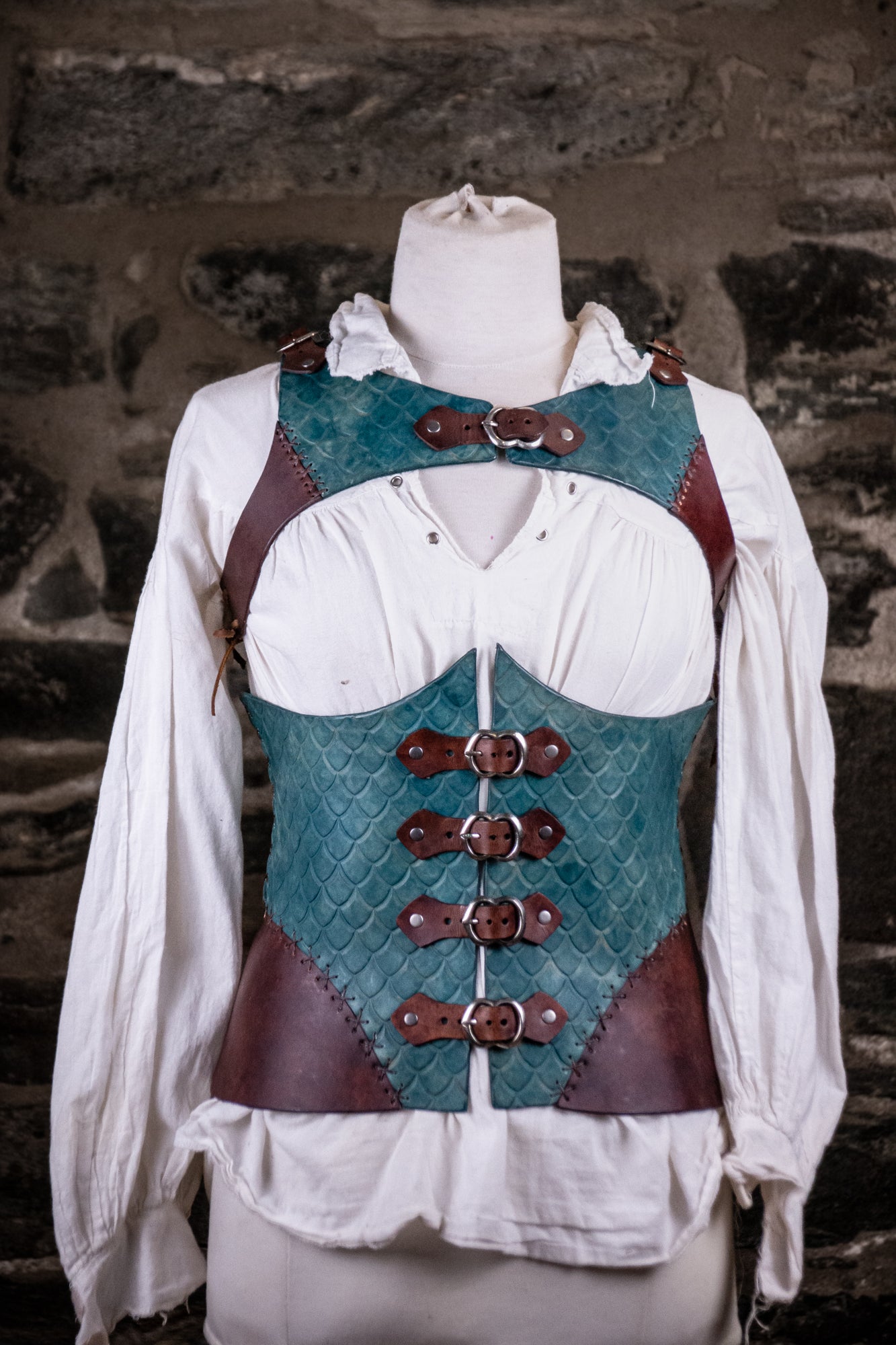 Dragon Sidewinder Clavicle Vest